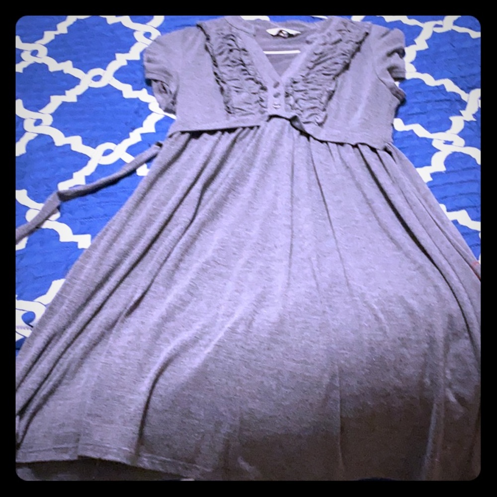 Women’s gray dress